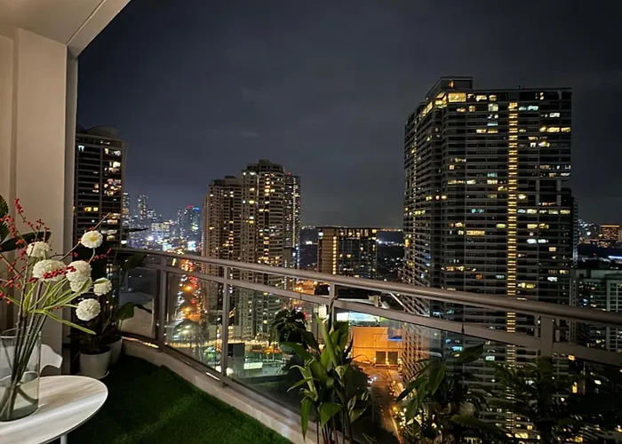Zuvyph * Manila